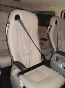 captain seats with seat belt